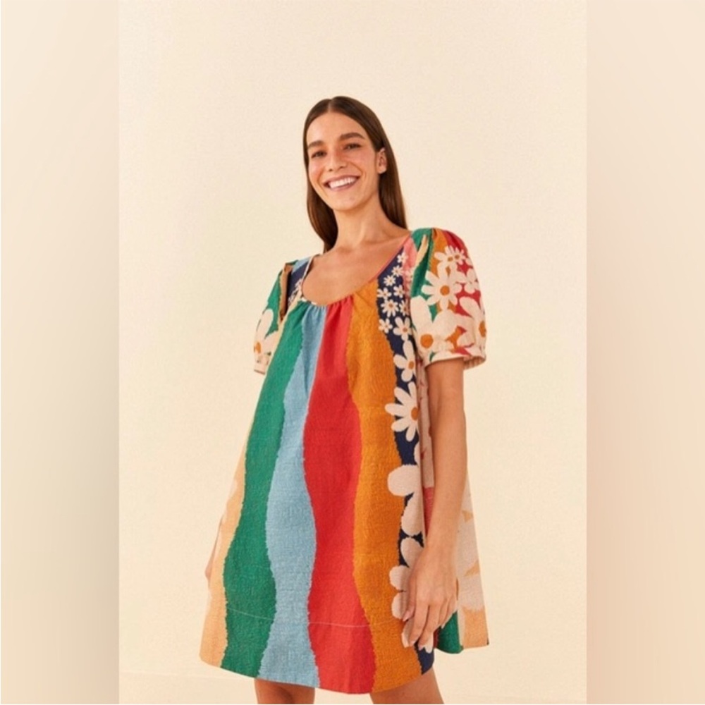 ISO: Farm Rio Super Fun Daisy mini dress